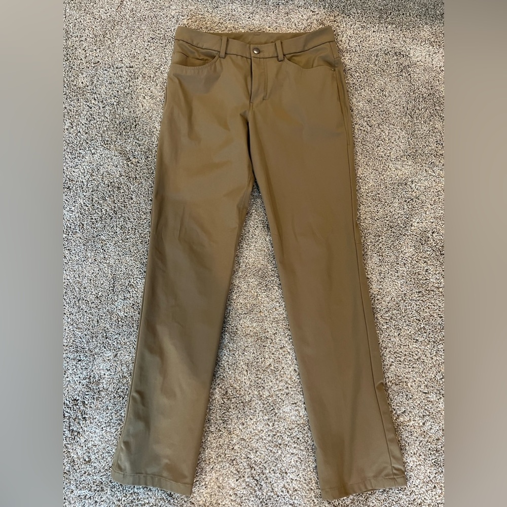 Used lululemon men’s ABC pants waist size 30 in brown